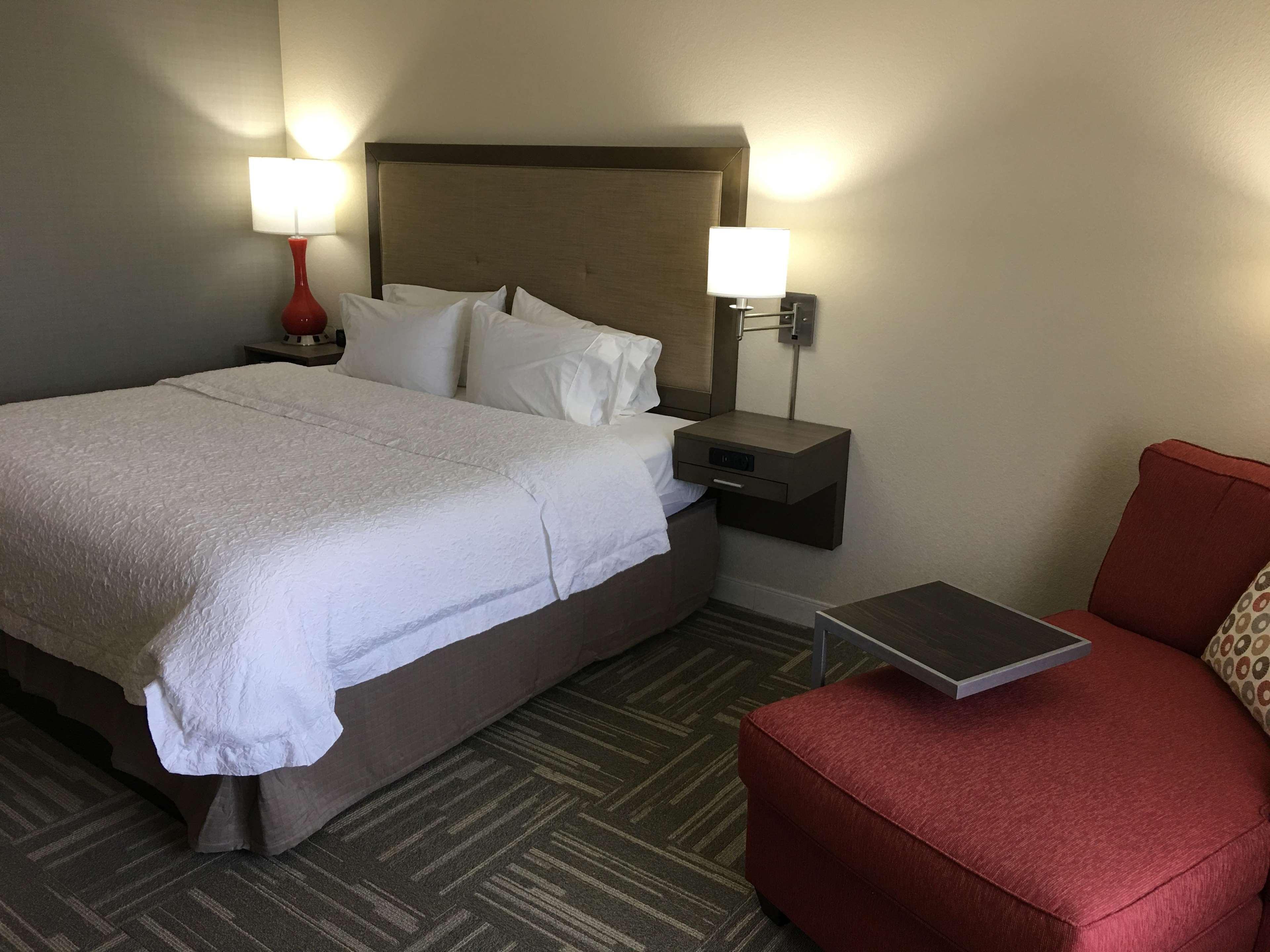 Hampton Inn Mcpherson Εξωτερικό φωτογραφία