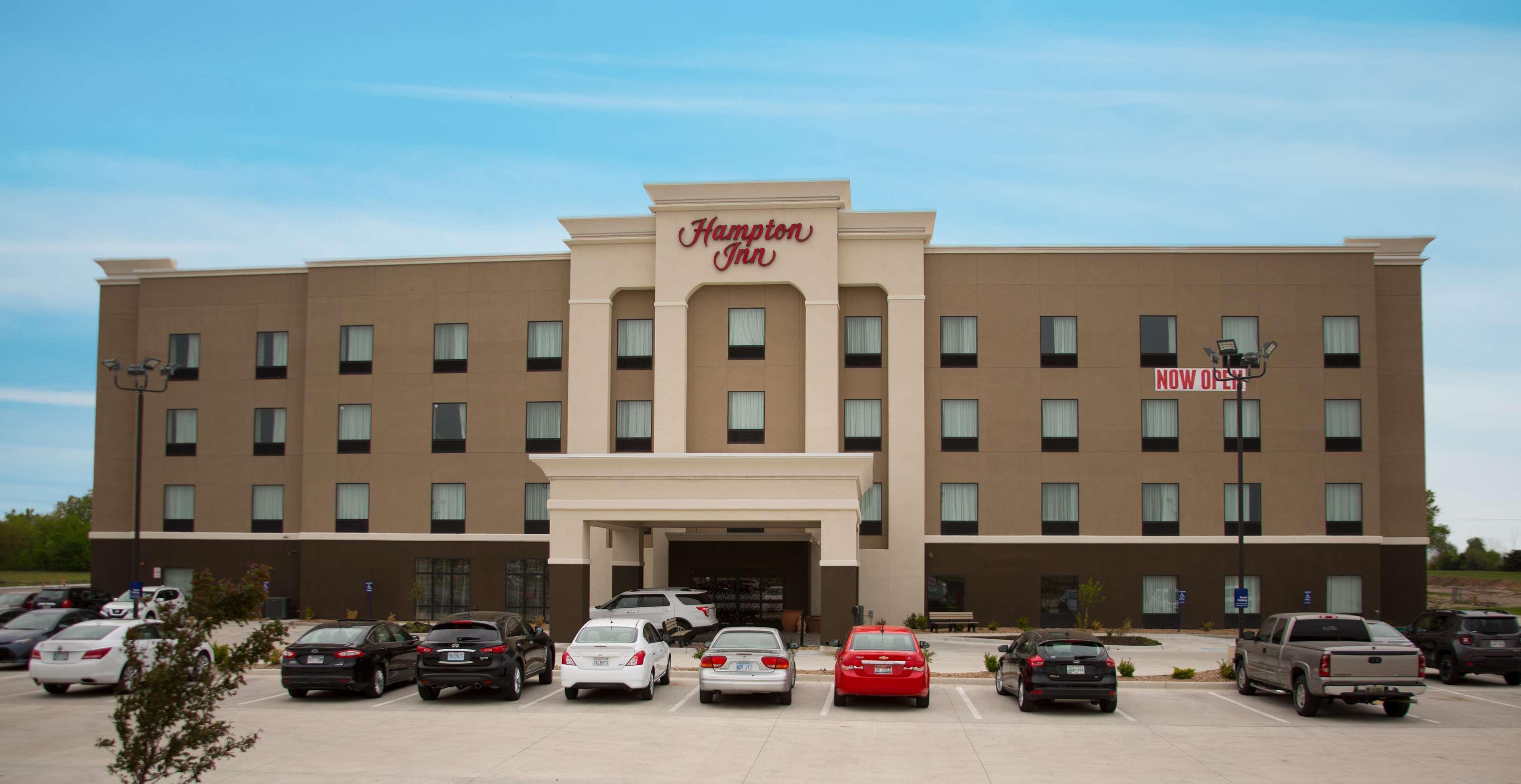 Hampton Inn Mcpherson Εξωτερικό φωτογραφία