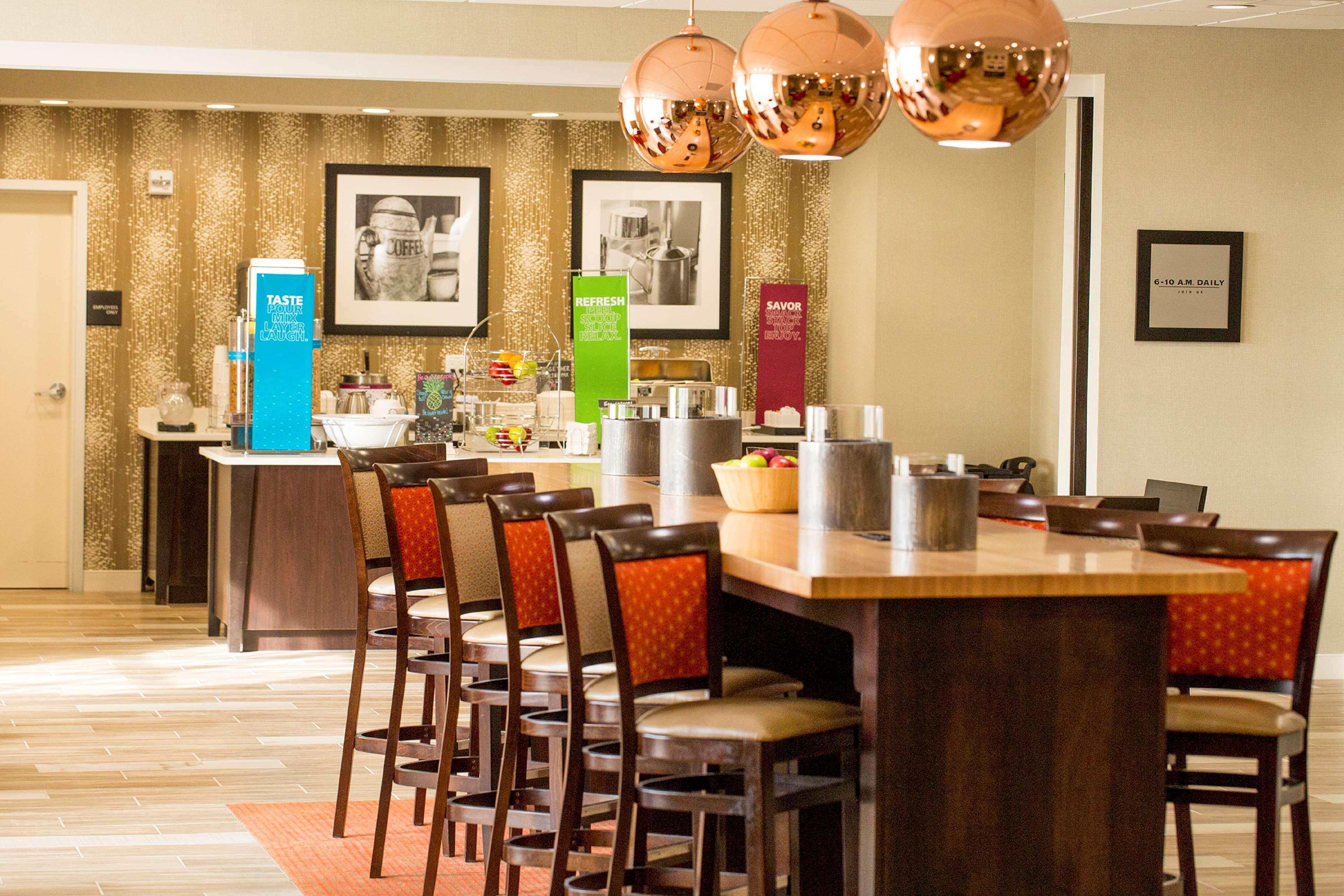 Hampton Inn Mcpherson Εξωτερικό φωτογραφία