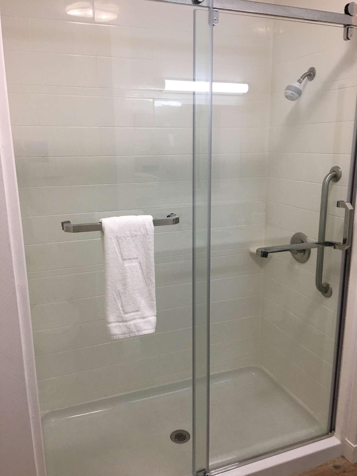 Hampton Inn Mcpherson Εξωτερικό φωτογραφία