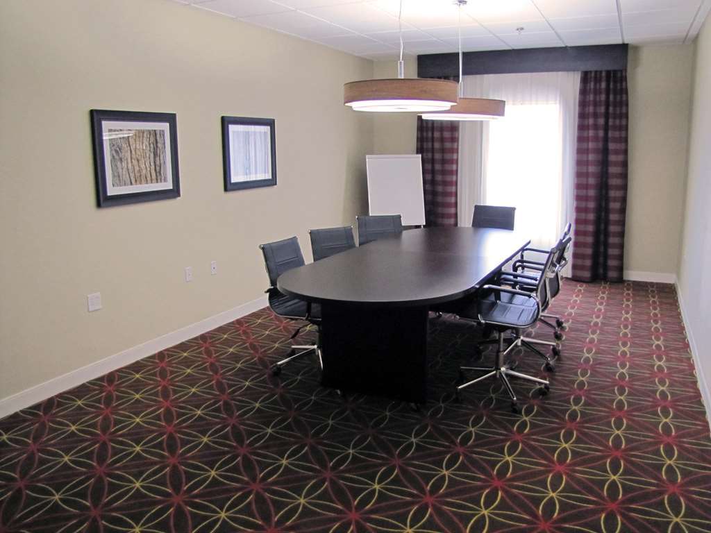 Hampton Inn Mcpherson Ανέσεις φωτογραφία
